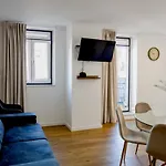 Intendente 3bedroom With Balcony Apartment *