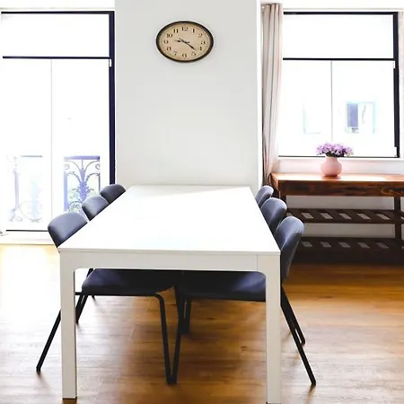 Intendente 3bedroom With Balcony דירה *