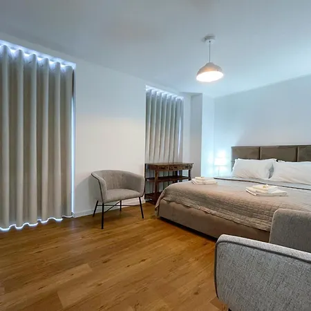 Intendente 3bedroom With Balcony דירה *